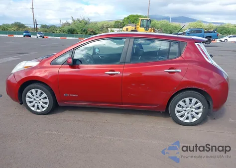 2015 Nissan Leaf S z USA, uszkodzony, nr VIN 1N4AZ0CP2FC314832